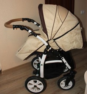 Коляска Carerra 2 в 1 НОВАЯ
