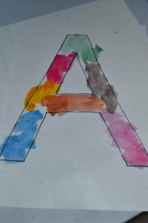 Живой алфавит: 8 способов изучить с ребенком буквы