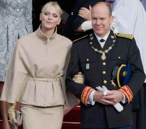 Черное против бежевого