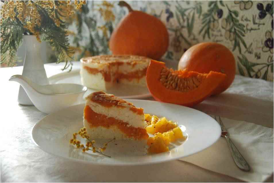 Куриный рулет и творожник с тыквенным пюре