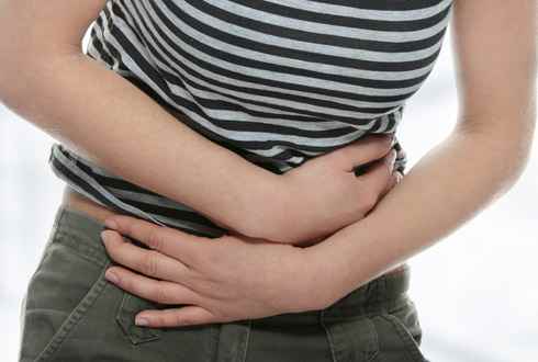 Болит живот