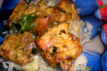 В своей тарелке: мясо с остринкой и яблочно-клубничный пирог