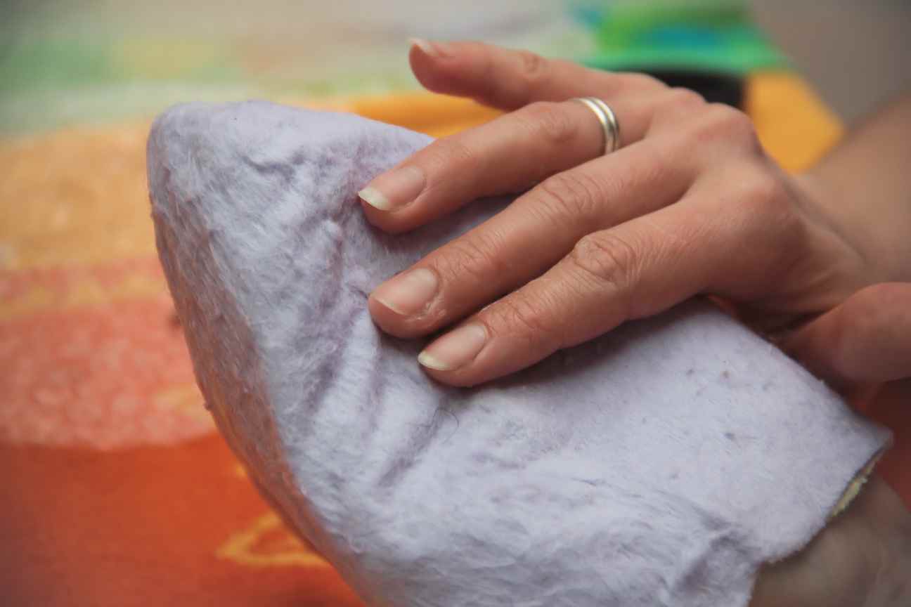 Школа мастериц: валяние пинеток из шерсти