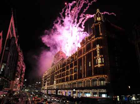 Праздник к нам приходит