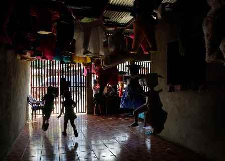 Праздник к нам приходит