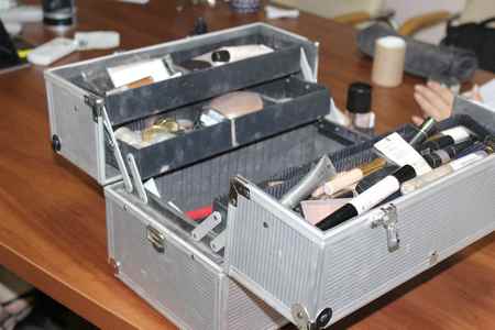 Фотофакт. Макияж на все случаи жизни