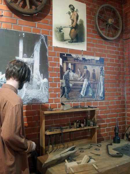 Куда пойти с ребенком? В музей Янки Купалы