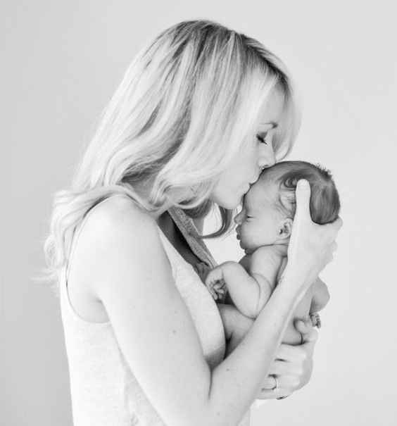 Материнство