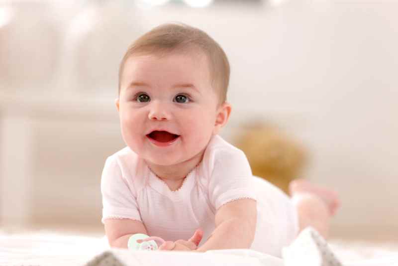 Второй месяц жизни ребенка