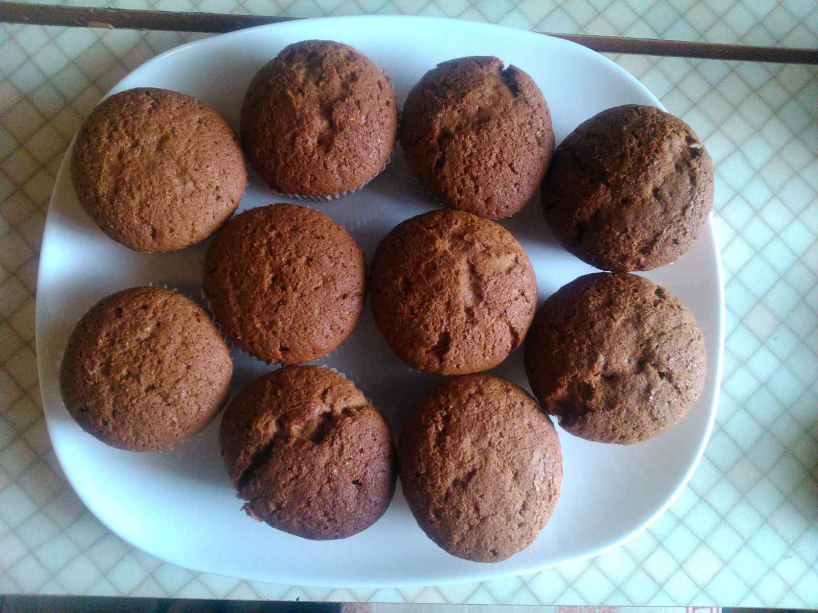 В своей тарелке: Мяско сочное и капкейки