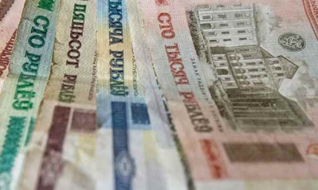 Что изменилось с 1 января: многодетным дадут по 10 тысяч долларов, а работникам поднимут подоходный налог