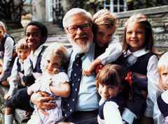 Раннее развитие по методике Глена Домана