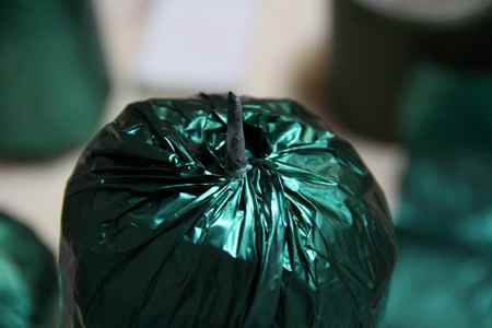 Ананас из конфет