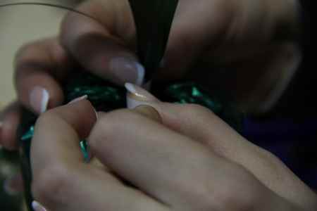 Ананас из конфет