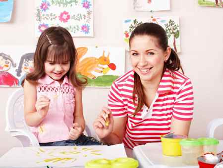 Спорный вопрос: сколько должна стоить няня?