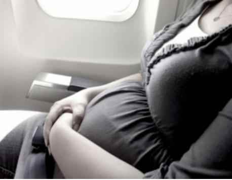 Беременные в самолете