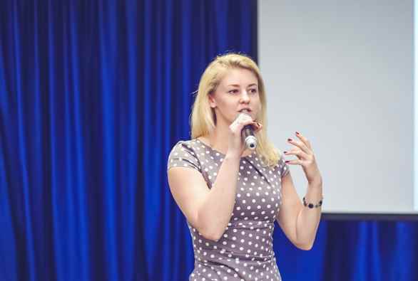 Марина Кахановская