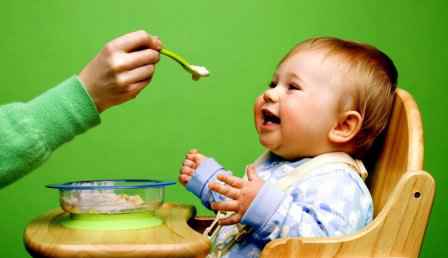 Прикорм для детей шести месяцев