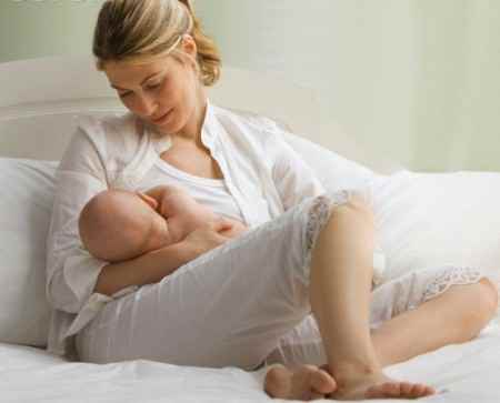 Материнское молоко и прикорм