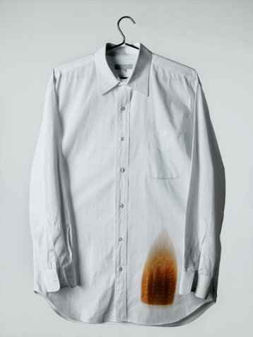 Пятно от утюга