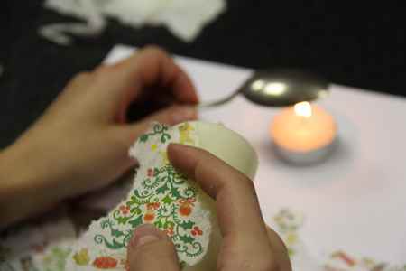 Декупаж новогодней свечи