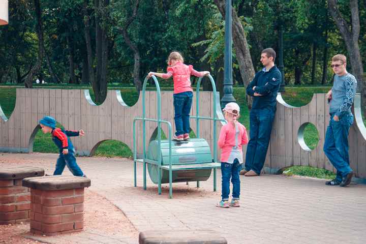 Обзор детских площадок Минска: Лошица